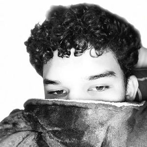 Meet your Posher, Carlos